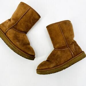 UGG tan brown short shearling boots